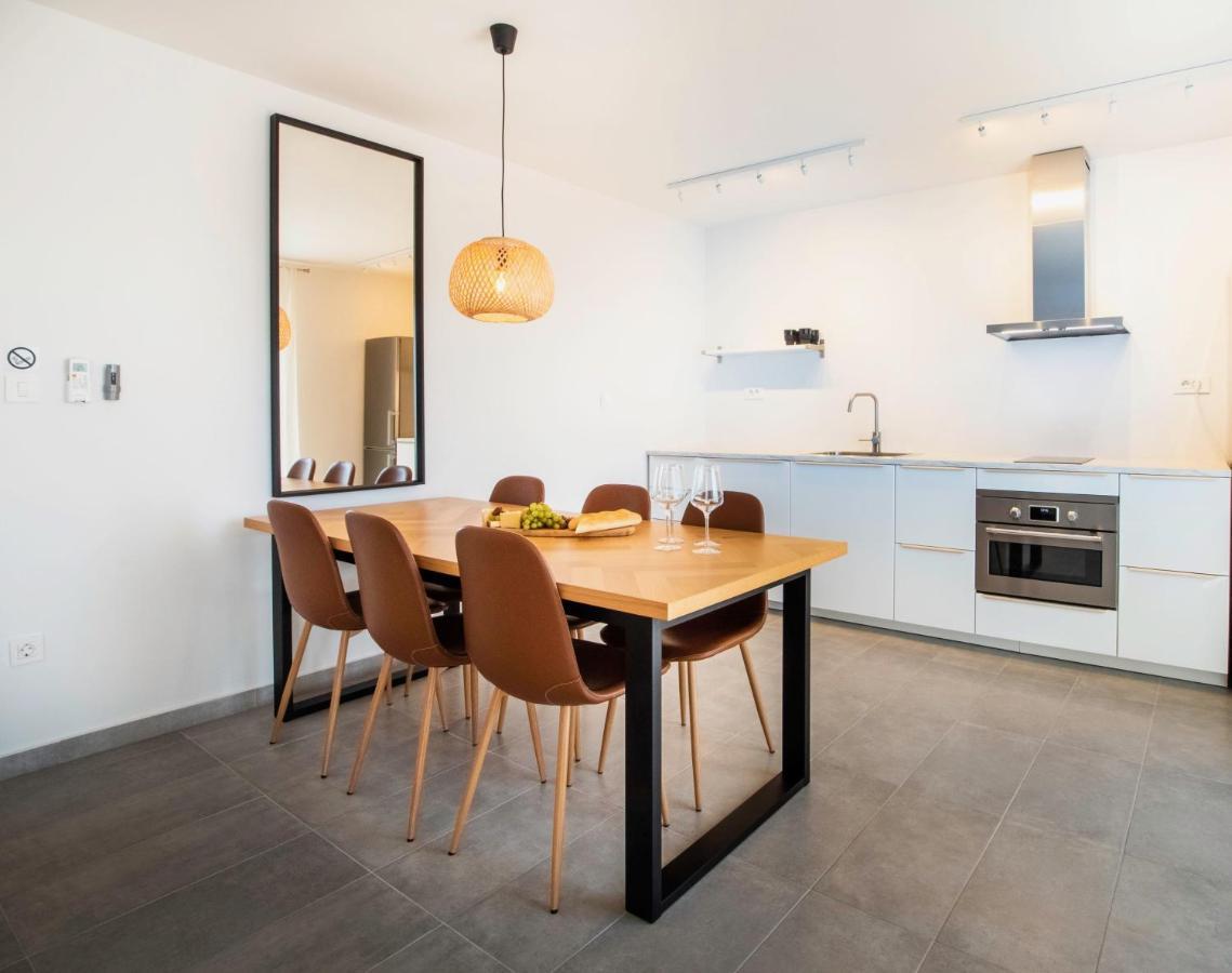 The Grande - Huge Terrace - Amazing Sea Views - Tastefully Furnished - Access To Rooftop Terrace And Gym - Hillside Apartments Rogoznica Rogoznica  Bagian luar foto