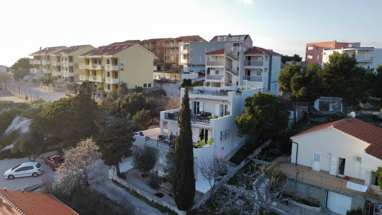 The Grande - Huge Terrace - Amazing Sea Views - Tastefully Furnished - Access To Rooftop Terrace And Gym - Hillside Apartments Rogoznica Rogoznica  Bagian luar foto