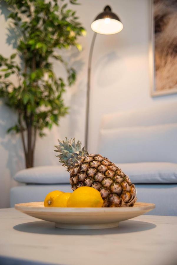 The Grande - Huge Terrace - Amazing Sea Views - Tastefully Furnished - Access To Rooftop Terrace And Gym - Hillside Apartments Rogoznica Rogoznica  Bagian luar foto