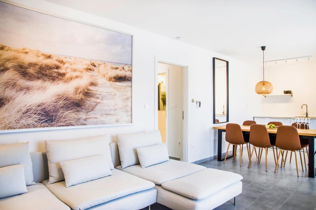 The Grande - Huge Terrace - Amazing Sea Views - Tastefully Furnished - Access To Rooftop Terrace And Gym - Hillside Apartments Rogoznica Rogoznica  Bagian luar foto