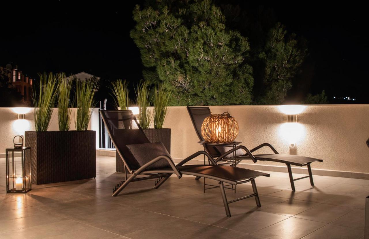The Grande - Huge Terrace - Amazing Sea Views - Tastefully Furnished - Access To Rooftop Terrace And Gym - Hillside Apartments Rogoznica Rogoznica  Bagian luar foto